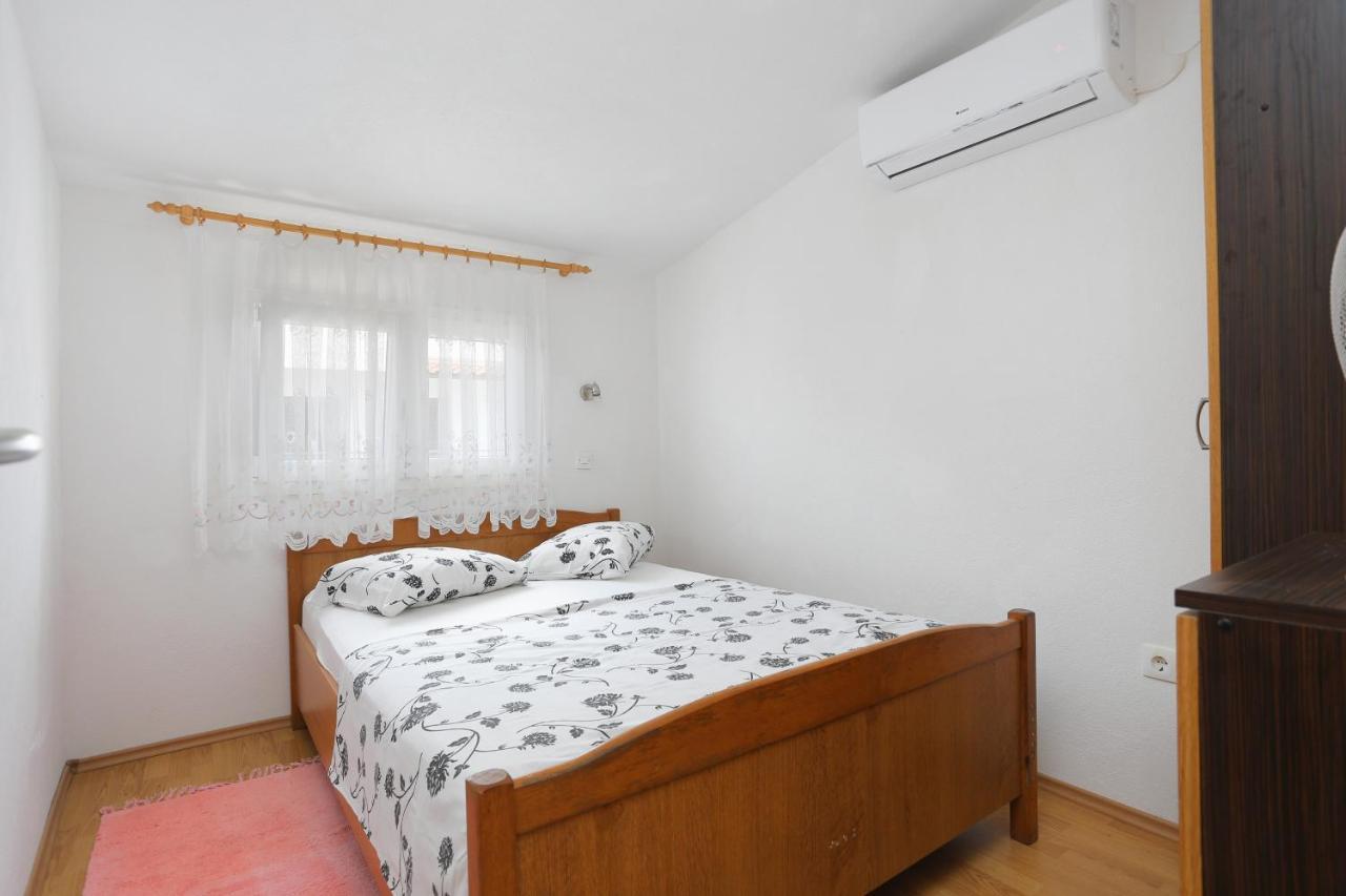 Apartments By The Sea Okrug Donji, Ciovo - 16657 Donji Okrug  エクステリア 写真