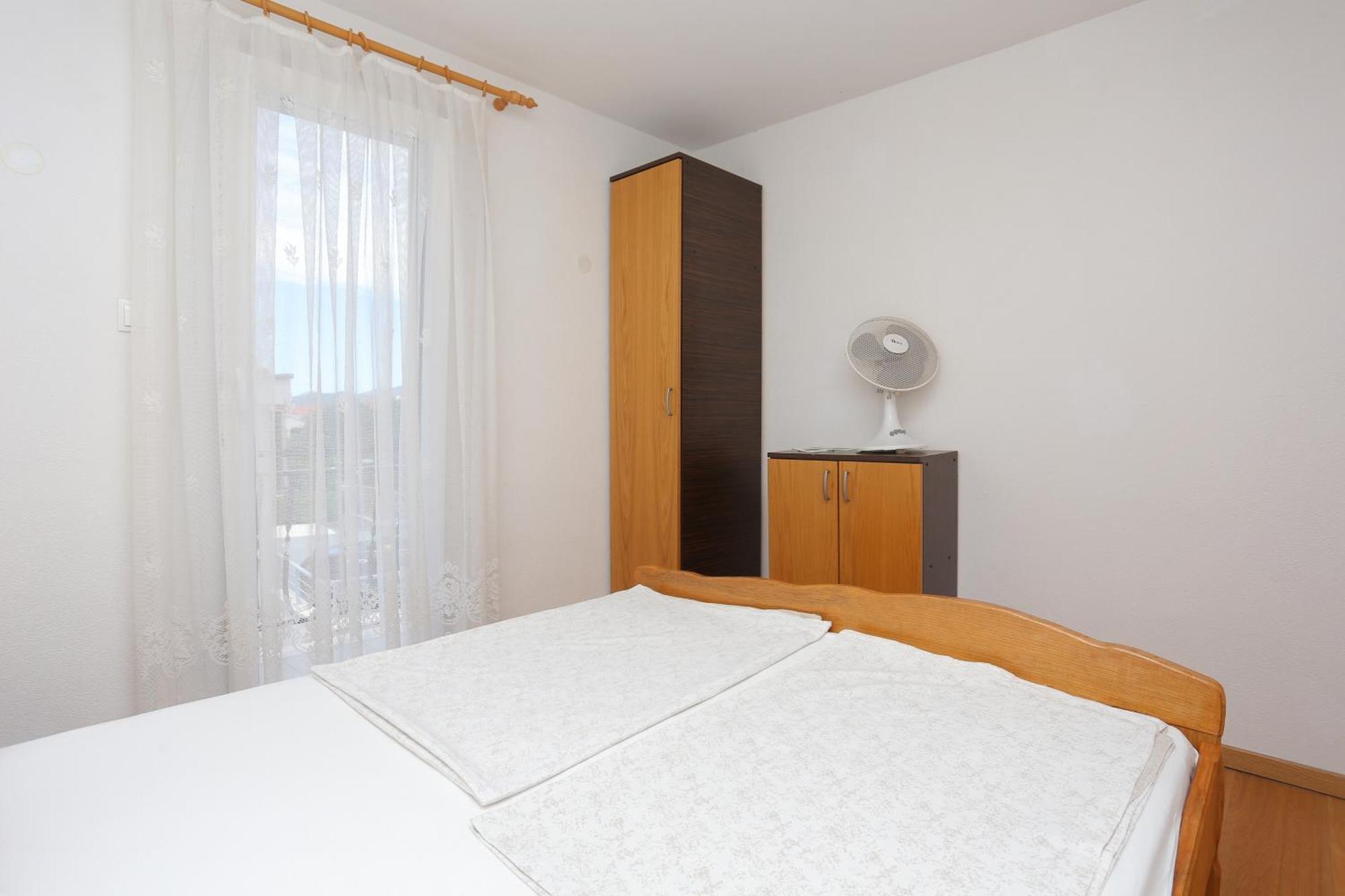 Apartments By The Sea Okrug Donji, Ciovo - 16657 Donji Okrug  部屋 写真